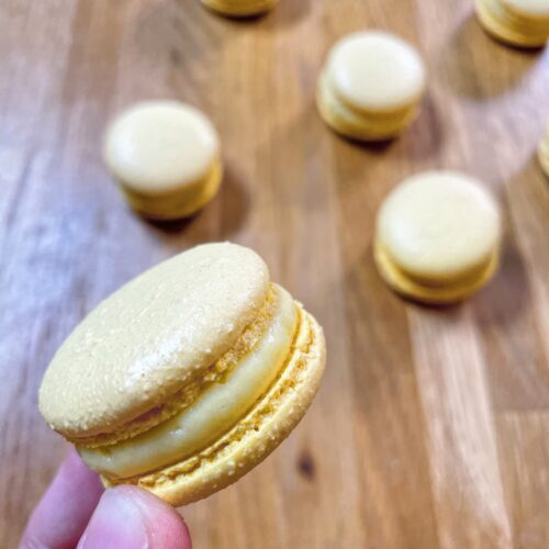 recette-macarons-mangue-passion-cook-and-record